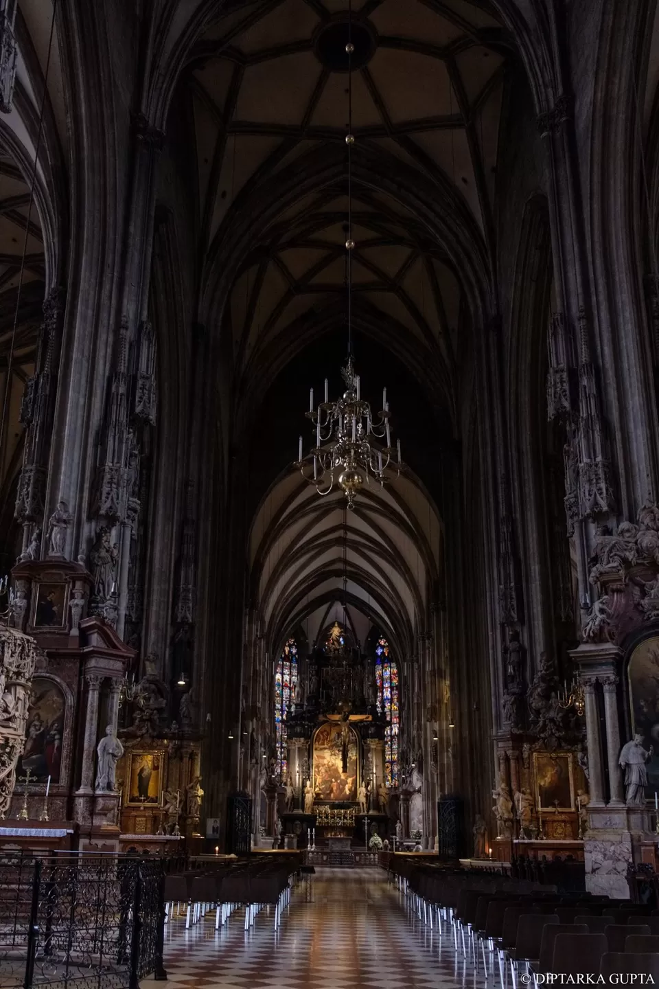 Photo of Stephansdom, Vienna, Austria by Diptarka Gupta