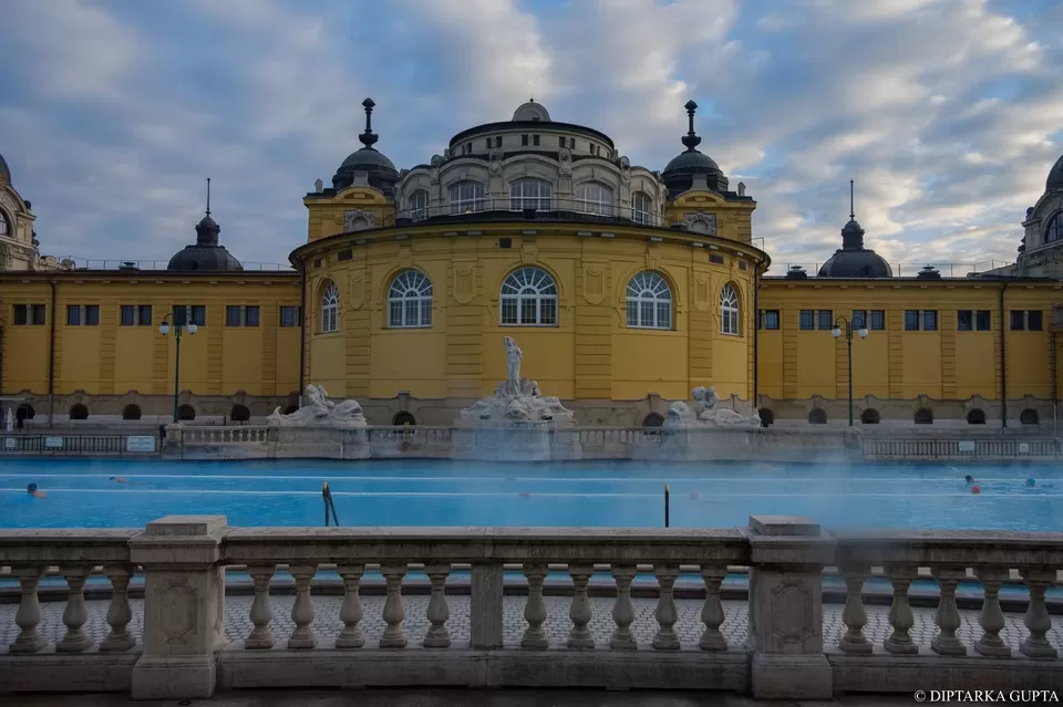 Photo of Budapest, Széchenyi Thermal Bath, Állatkerti körút, Hungary by Diptarka Gupta