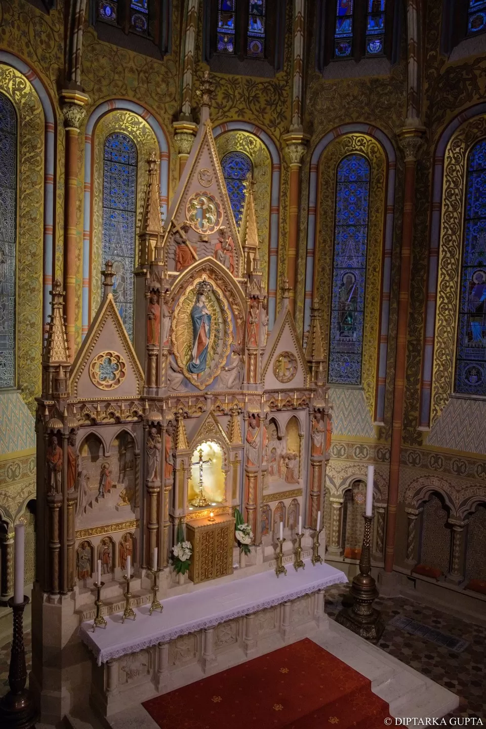 Photo of Budapest, Matthias Church, Hungary by Diptarka Gupta