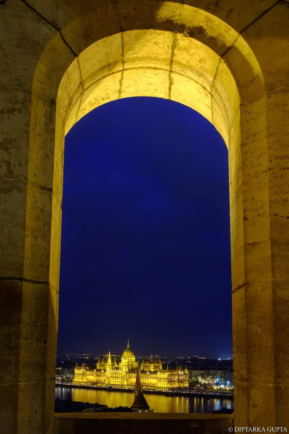 Photo of Budapest, Fisherman's Bastion, Szentháromság tér, Hungary by Diptarka Gupta