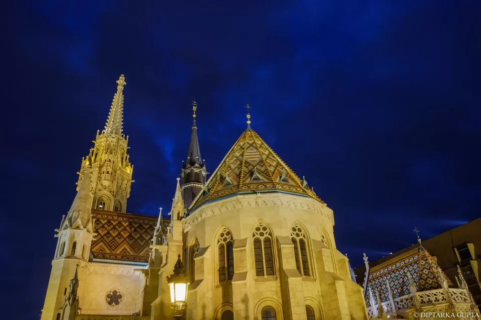 Photo of Budapest, Fisherman's Bastion, Szentháromság tér, Hungary by Diptarka Gupta