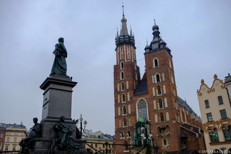 Photo of Rynek Główny, Kraków, Poland by Diptarka Gupta
