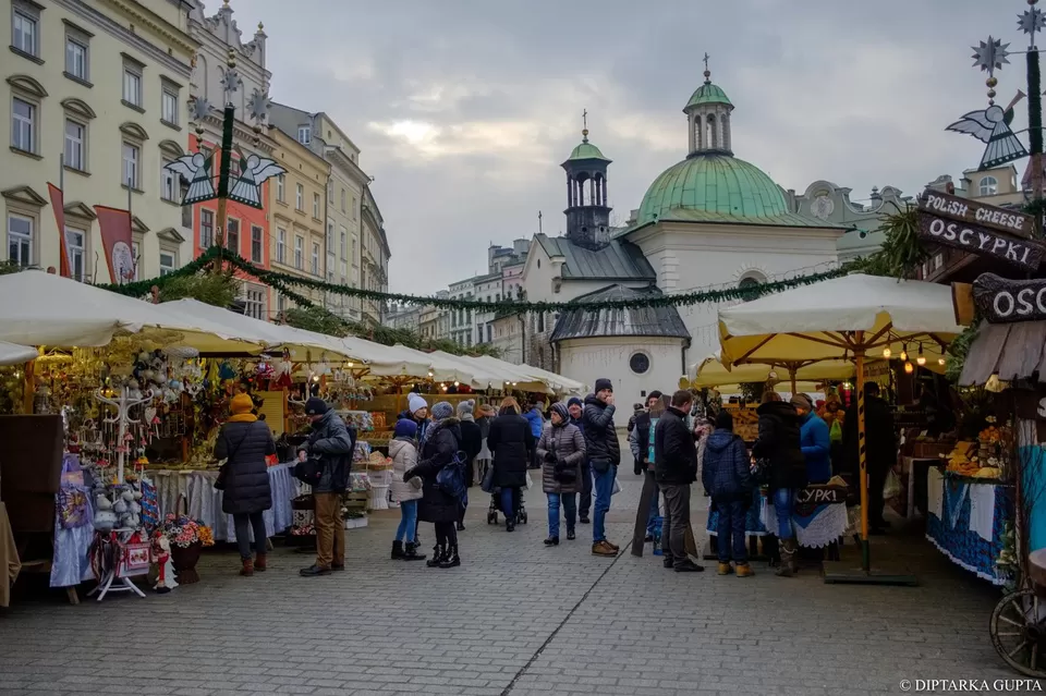 Photo of Rynek Główny, Kraków, Poland by Diptarka Gupta