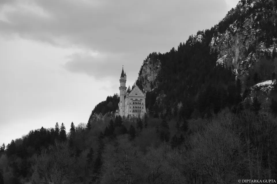 Photo of Neuschwanstein Castle, Neuschwansteinstraße, Schwangau, Germany by Diptarka Gupta