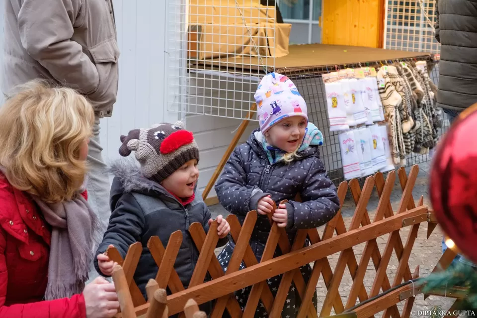 Photo of Wenceslas Square, New Town, Czechia by Diptarka Gupta