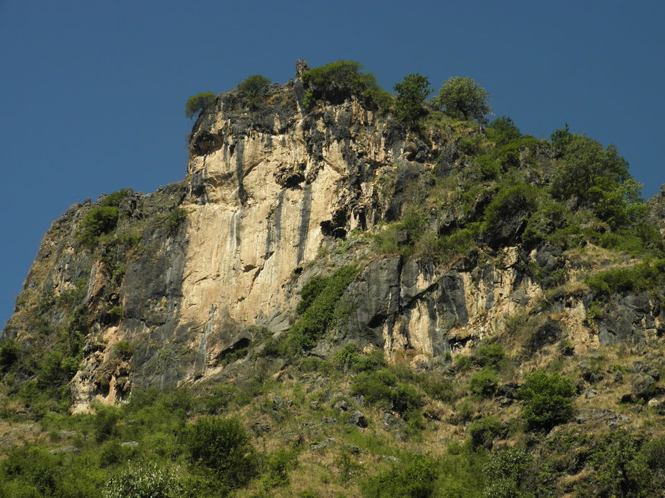 Photo of Chakrata - An unexplored place blessed with natural beauty in Devbhumi hills... 23/25 by Deepak Yadav