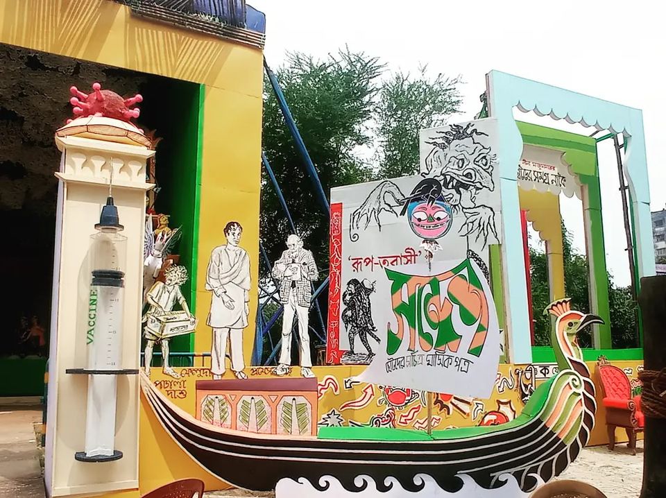 Photo of A Walk Through The Lanes of Kolkata on Durga Puja: The Biggest Festival of West Bengal 11/53 by Titli Ghosh