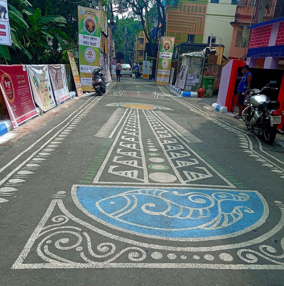 Photo of A Walk Through The Lanes of Kolkata on Durga Puja: The Biggest Festival of West Bengal 44/53 by Titli Ghosh