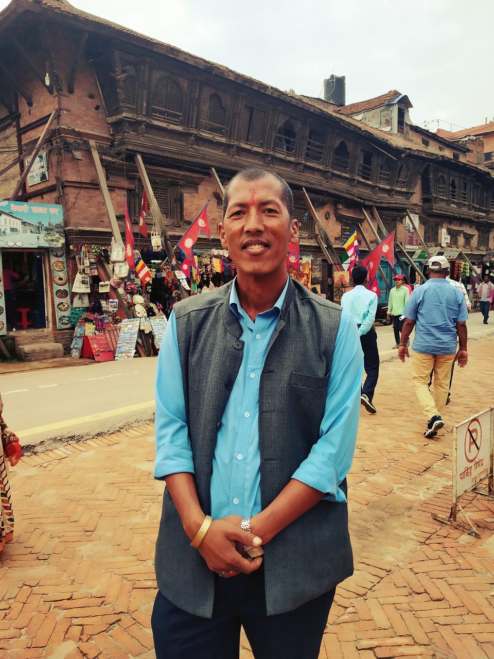 Photo of Is It Better to Plan Your Own Vacation or Use a Travel Agent? 5/8 by Titli Ghosh