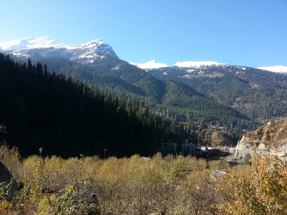 Photo of Bharshaini and enroute Kheerganga by chrisgupta009