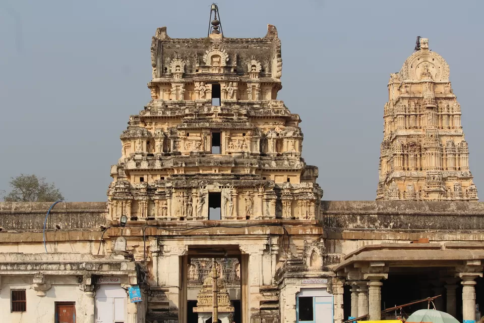 Photo of Sri Virupaksha Temple, Hampi, Karnataka, India by Nikita Mathur