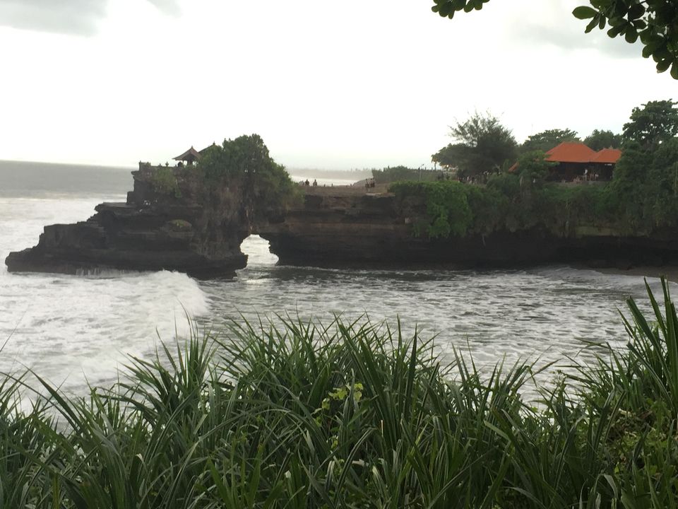 Photo of Tanah Lot Temple, Jalan Tanah Lot, Beraban, Tabanan Regency, Bali, Indonesia by Nikita Mathur