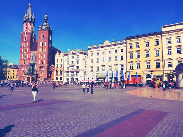 Photo of Krakow - the dragon city of Poland 1/7 by Ketan