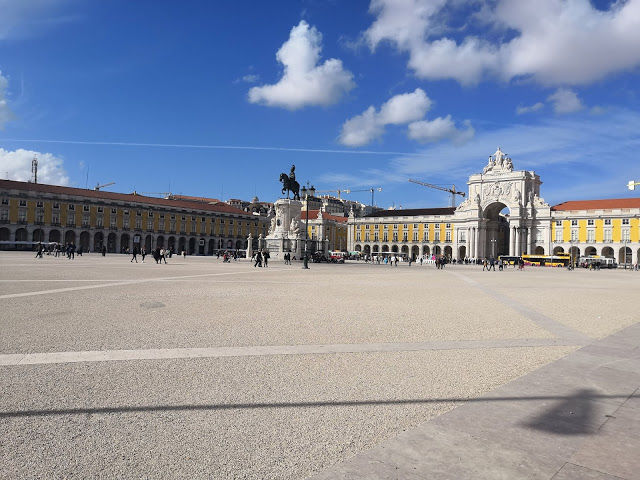 Photo of Lisboa, Portugal by Ketan