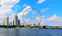 Photo of Singapore Flyer Singapore by Vartika Sharma