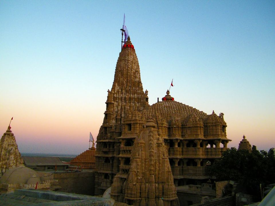 Photo of Dwarkadish Temple, Malan, Mansa, Gujarat, India by Vartika Sharma