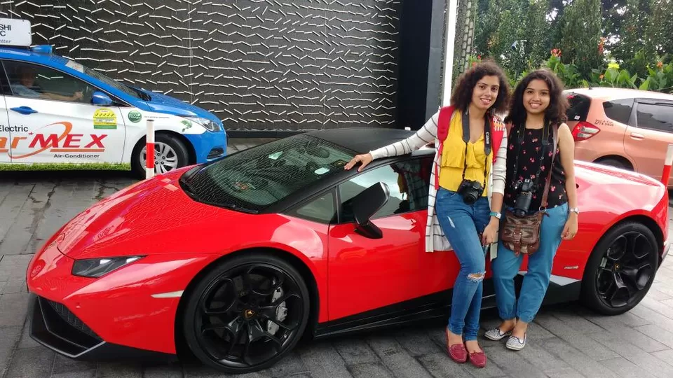 Photo of Singapore by Aisha Dwivedi