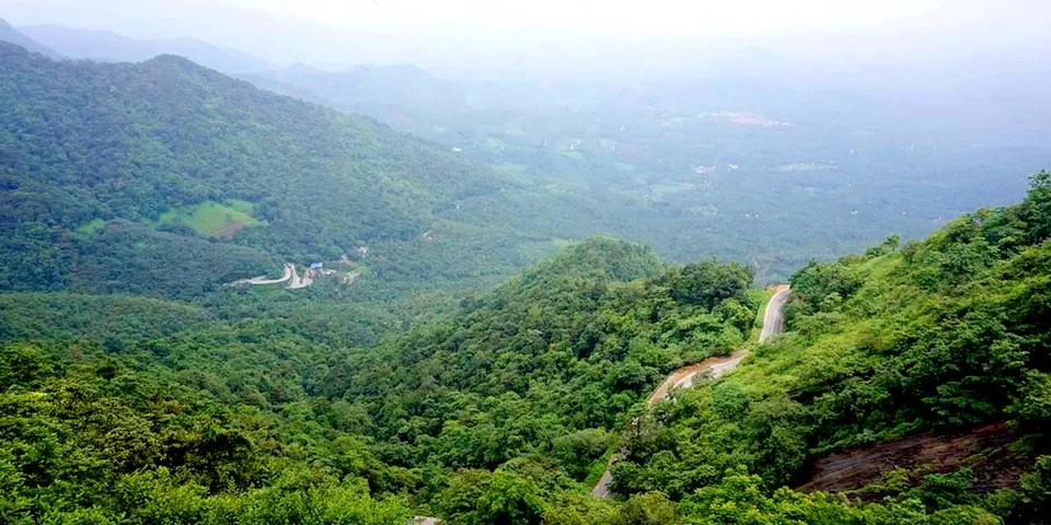 Photo of Lakkidi View Point, Lakkidi, Kerala, India by Ranjit Periyasami