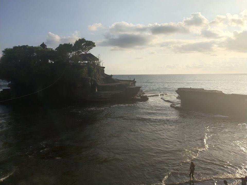 Photo of Tanah Lot Temple, Jalan Tanah Lot, Beraban, Tabanan Regency, Bali, Indonesia by Swetha Sharma