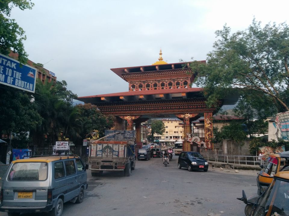 Photo of Bhutan - The Land of Thunder Dragon 1/20 by Karan Raj