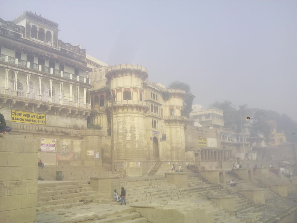 Photo of Varanasi in 2 days under Rs 3000 1/10 by Prashanth Ramanathan