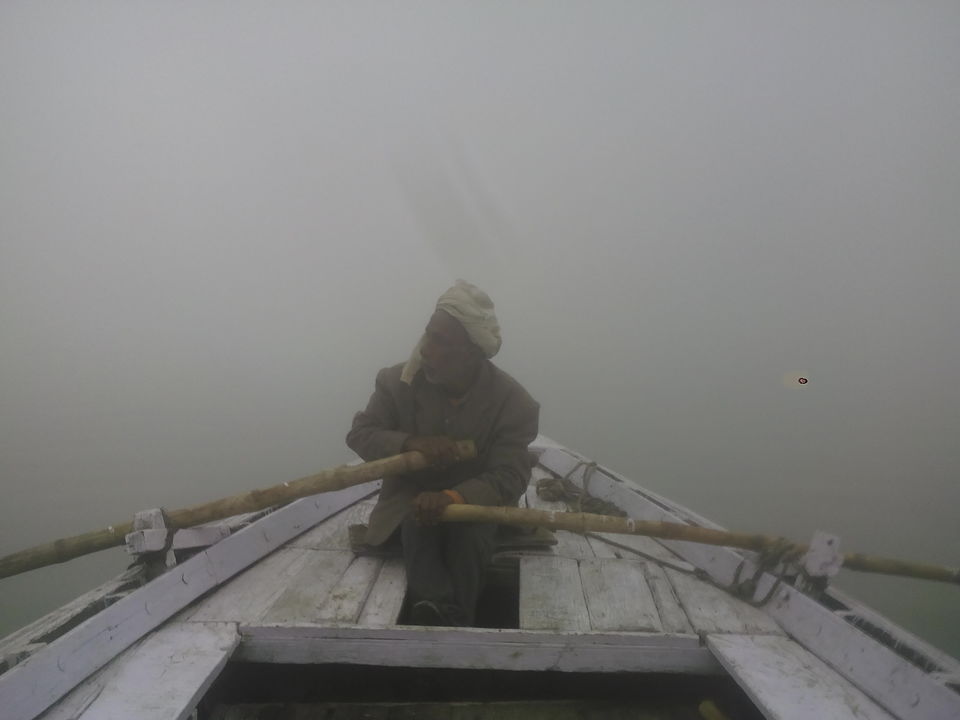 Photo of Varanasi in 2 days under Rs 3000 5/10 by Prashanth Ramanathan