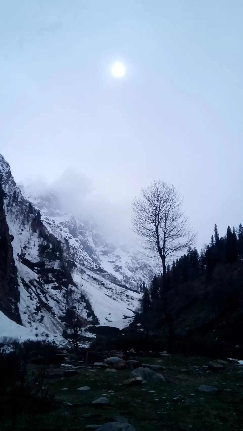 Photo of Dhundi, Himachal Pradesh, India by Shazia Khanam