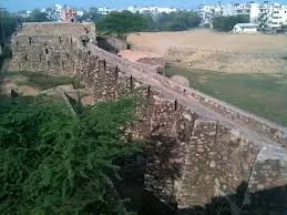 Photo of Satpula Dam, Khidki Village, Malviya Nagar, New Delhi, Delhi, India by Naina Kataria