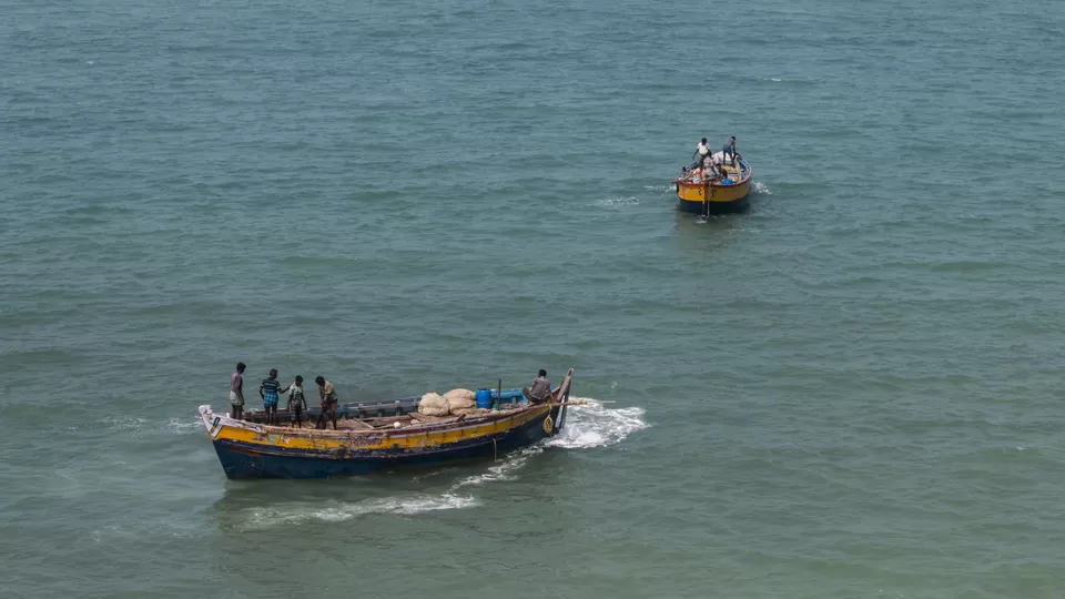 Photo of Pamban Beach Rameswaram, Pamban, Tamil Nadu, India by Jithendra Swaroop