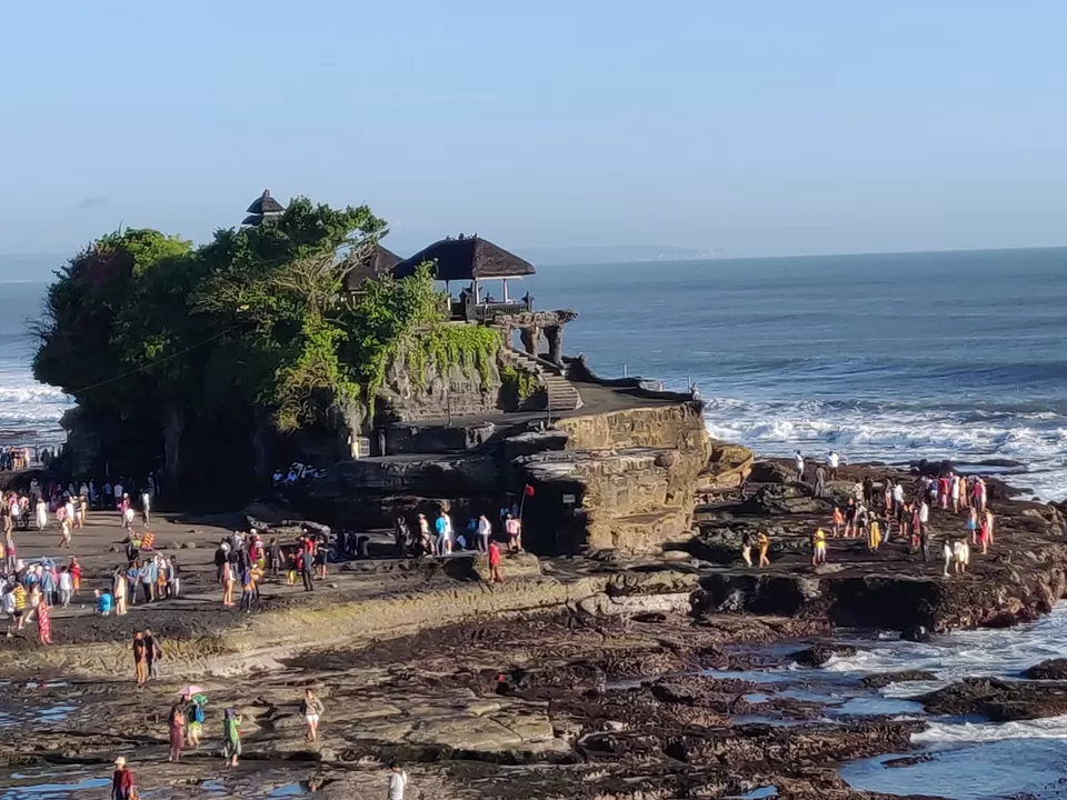Photo of Tanah Lot, Beraban, Tabanan Regency, Bali, Indonesia by Shruthi