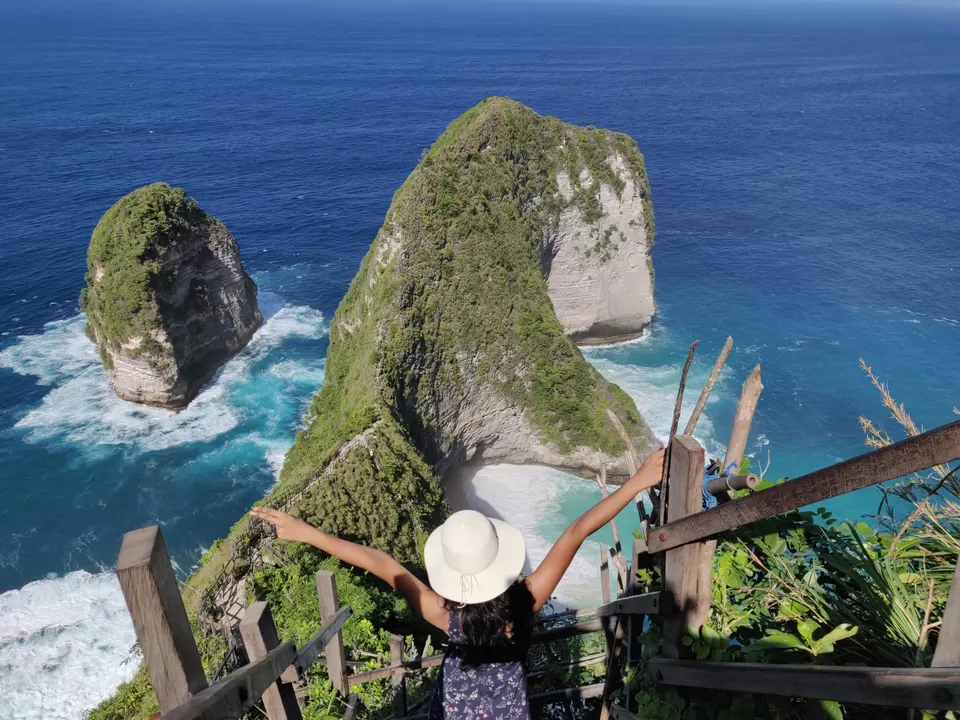 Photo of Kelingking Beach, Bunga Mekar, Klungkung Regency, Bali, Indonesia by Shruthi