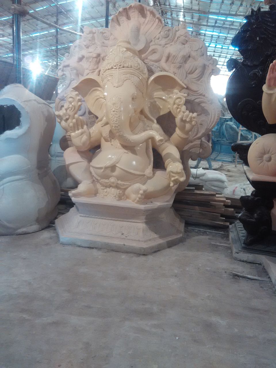 Photo of Ganpati Bappa Moriyaa.... 1/16 by Nehal Mewada