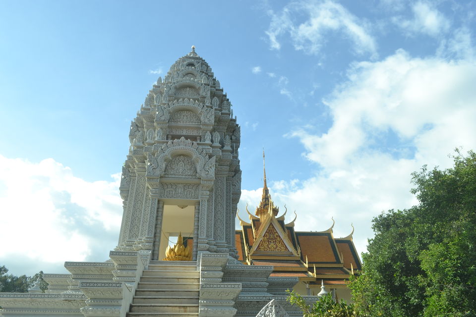 Photo of The Royal Palace, Samdach Sothearos Boulevard, Phnom Penh, Cambodia by Kim Buenafe