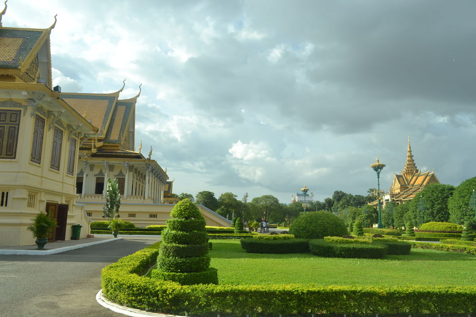 Photo of The Royal Palace, Samdach Sothearos Boulevard, Phnom Penh, Cambodia by Kim Buenafe