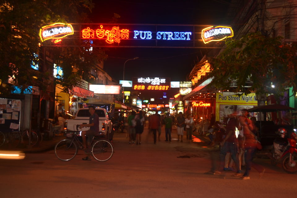 Photo of Pub Street, Krong Siem Reap, Siem Reap, Cambodia by Kim Buenafe