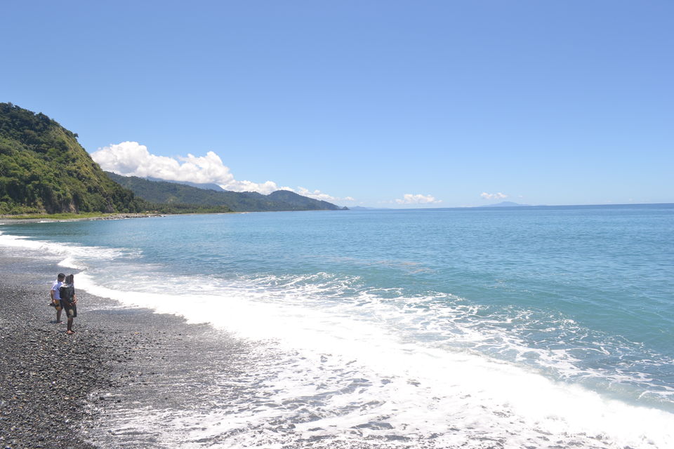 Photo of Baler | For the Love of Surfing 6/33 by Kim Buenafe