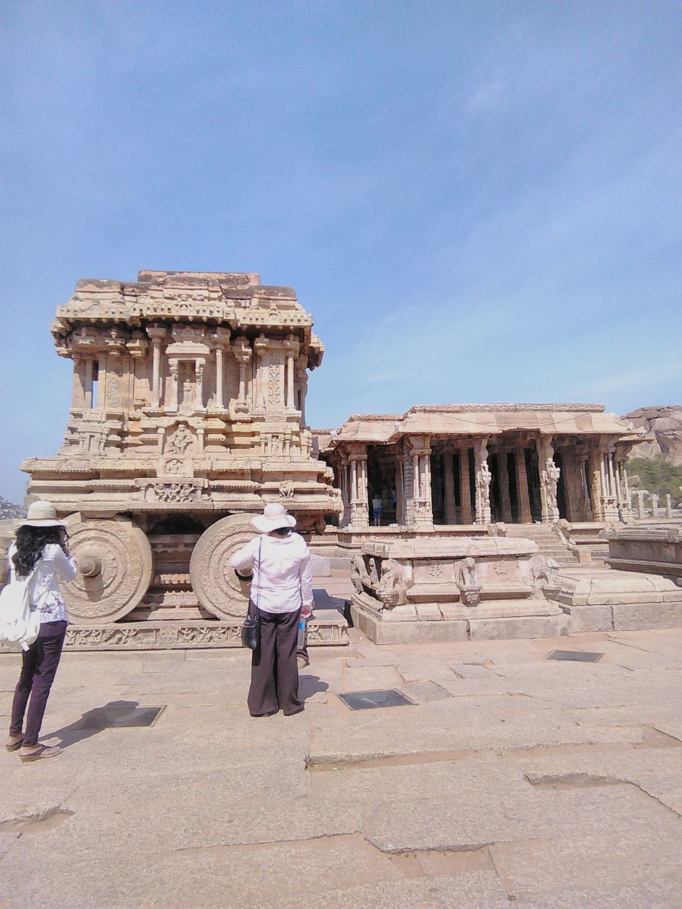 Photo of A solo trip to the world heritage site of Karnataka: Hampi 4/10 by Sumithra Reddy Somu