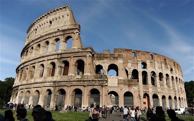 Photo of Colosseum, Piazza del Colosseo, Rome, Italy by Eva Polino
