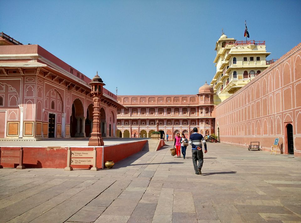 Photo of Two cents for first-time solo women travellers by Baagi_udaan