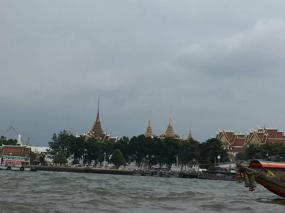 Photo of Temple of emerald palace bangkok by Reena Chaudhary
