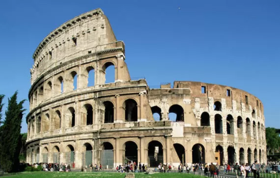 Photo of Colosseum, Piazza del Colosseo, Rome, Italy by Maria Rosaria Moscato