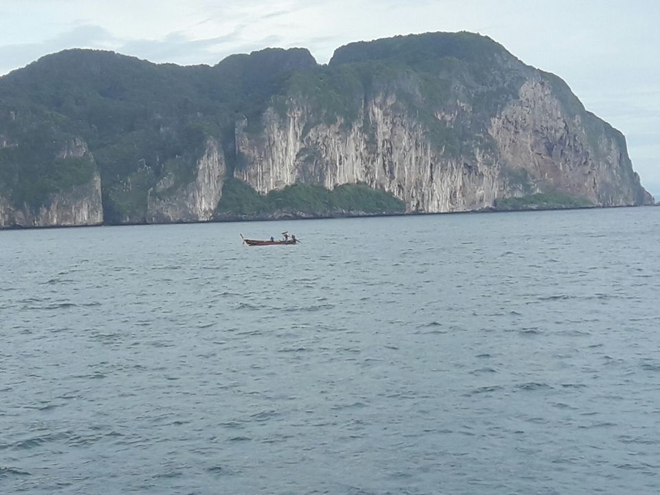 Photo of Phi phi island: photoblog by Anshuman Singh