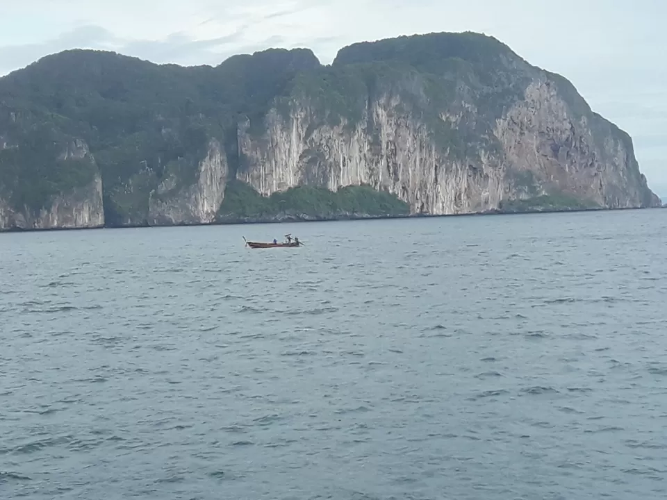 Photo of Phi phi island: photoblog by Anshuman Singh