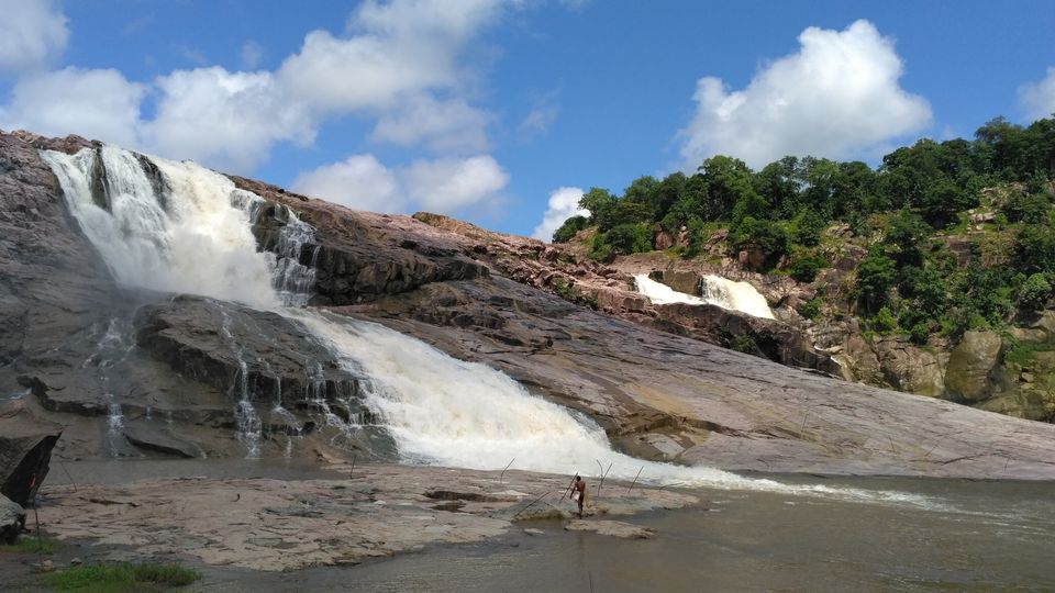 Photo of Kuntala Waterfalls Road, Kuntala Khurd, Telangana, India by Mahendhar Reddy Kadari