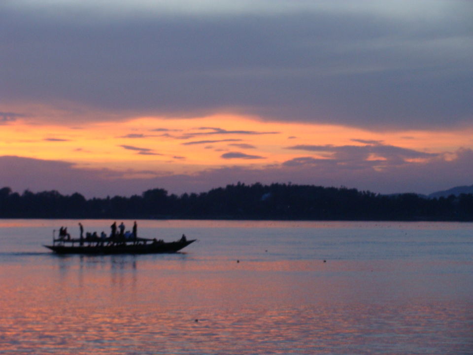 Photo of Meghalaya: Abode of clouds 2/52 by Onkar Tendulkar