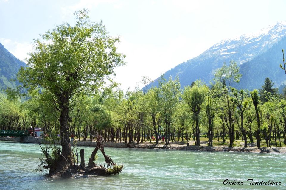 Photo of Glimpses of Kashmir by Onkar Tendulkar