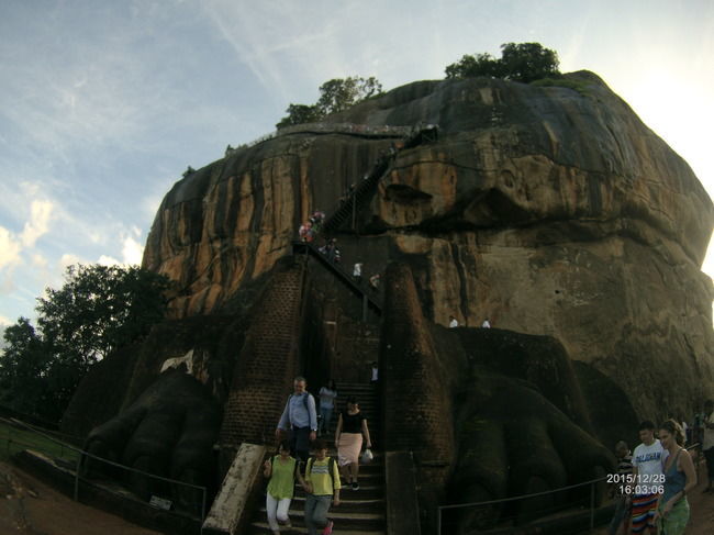 Photo of SriLanka Travel Itinerary, What to Expect of this Tiny Island Nation by Muthu Venkatesh