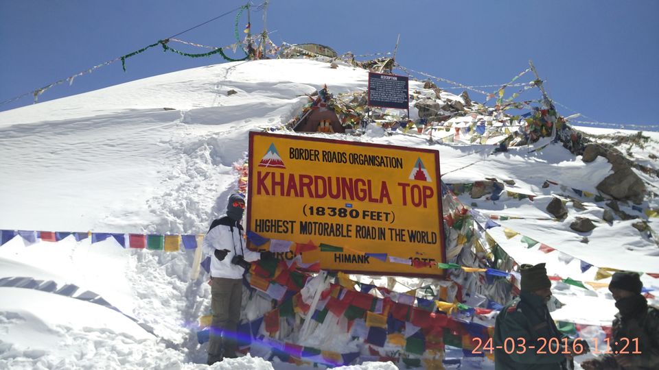 Photo of Khardung La by Muthu Venkatesh