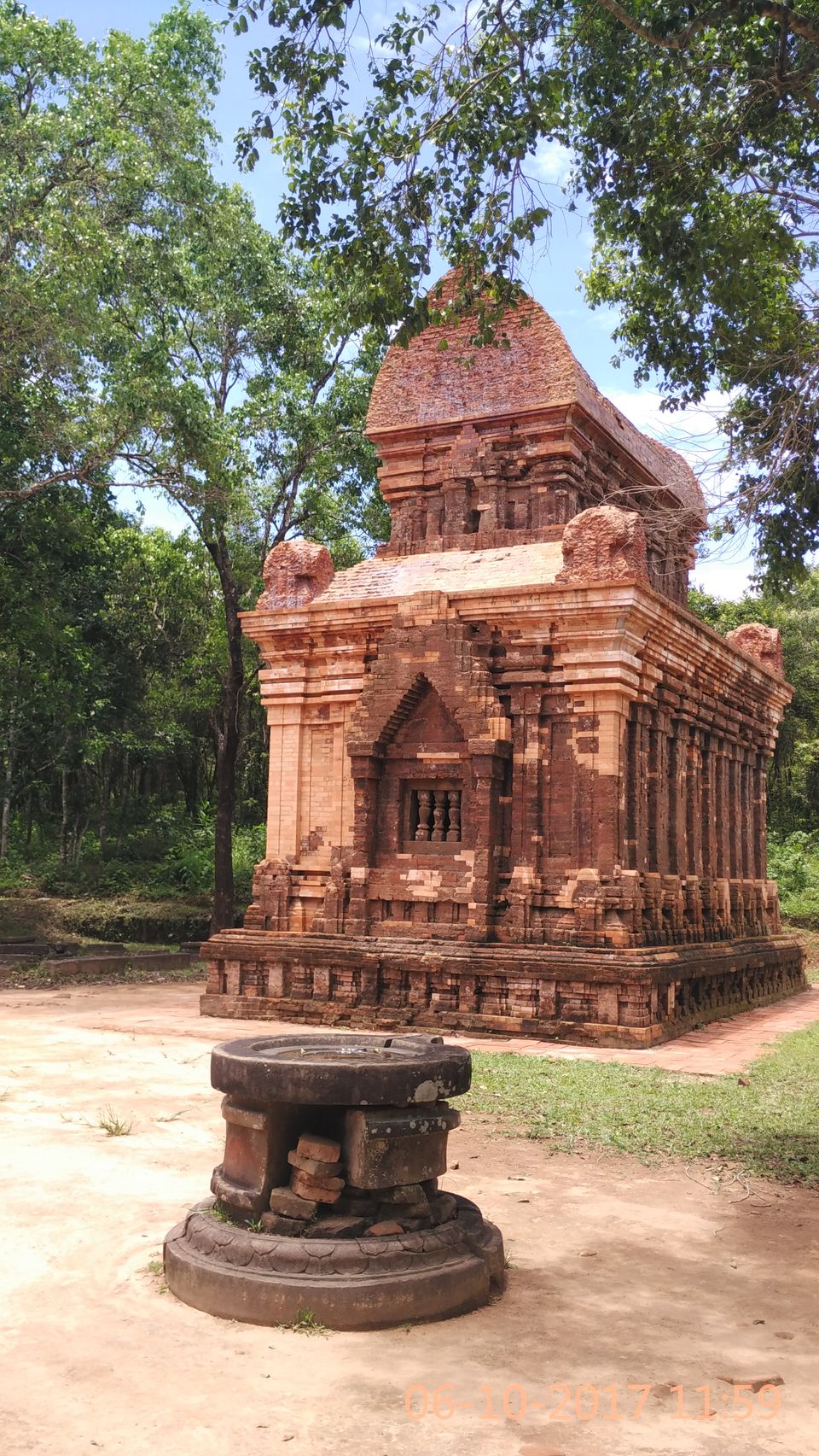 Photo of My Son Sanctuary, Duy Hoà, Quang Nam Province, Vietnam by Muthu Venkatesh