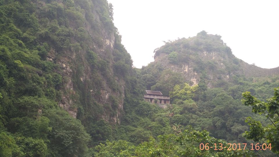 Photo of Vietnam Diaries (North) – Ninh Binh, Halong Bay and Hanoi by Muthu Venkatesh